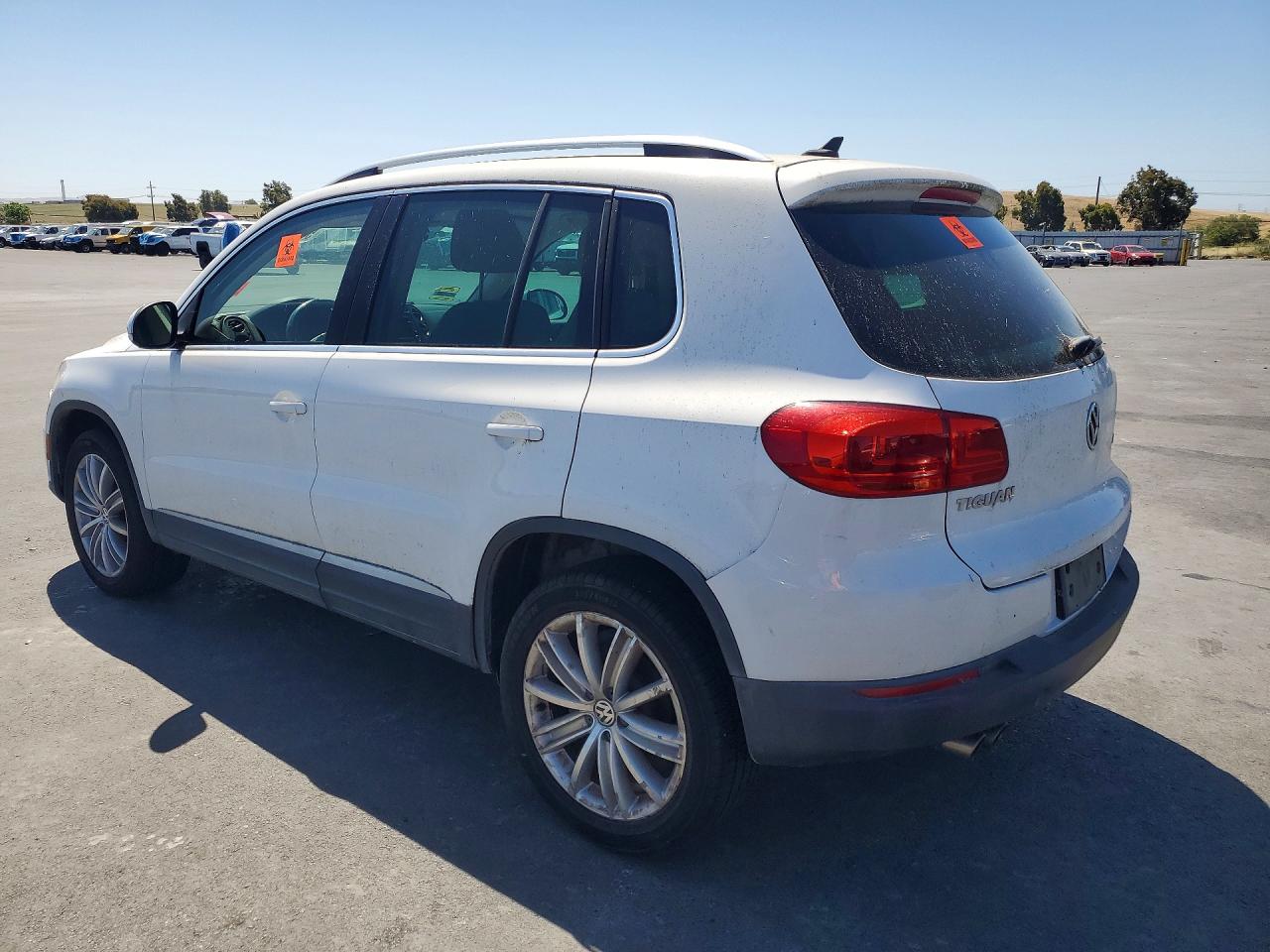 Volkswagen Tiguan S