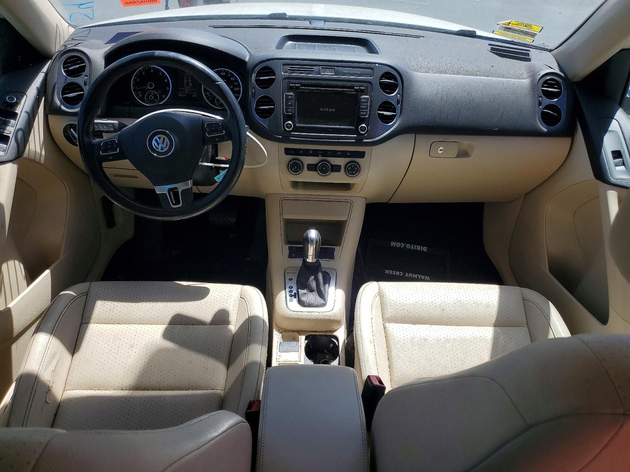 Volkswagen Tiguan S
