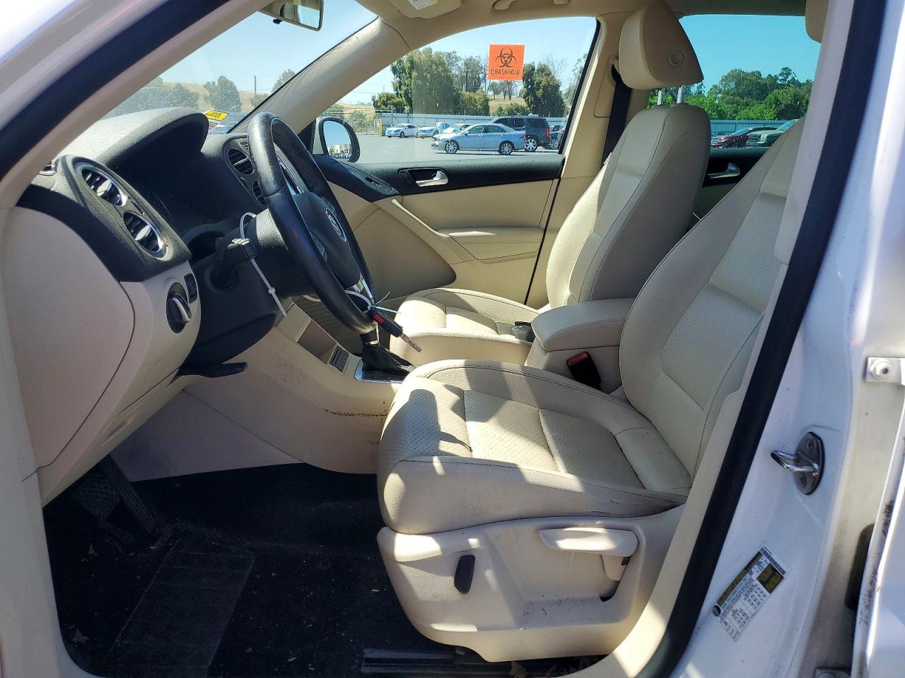 Volkswagen Tiguan S