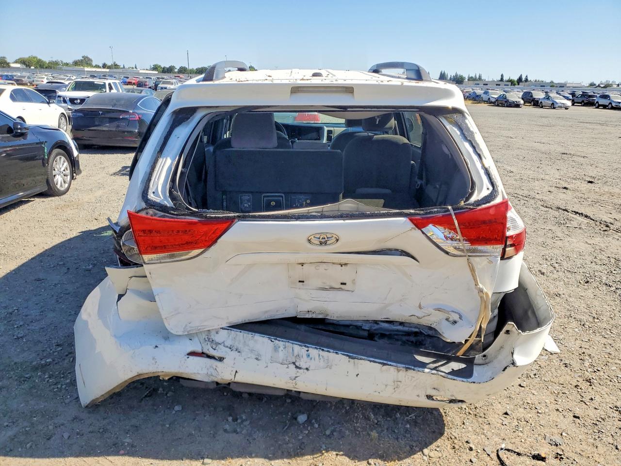 Toyota Sienna Le