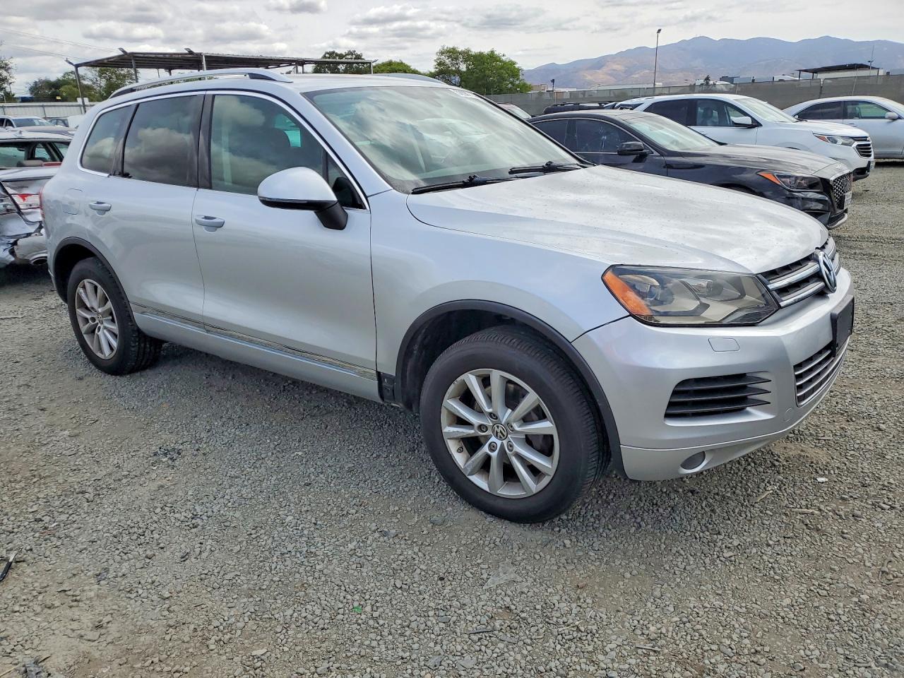 Volkswagen Touareg V6