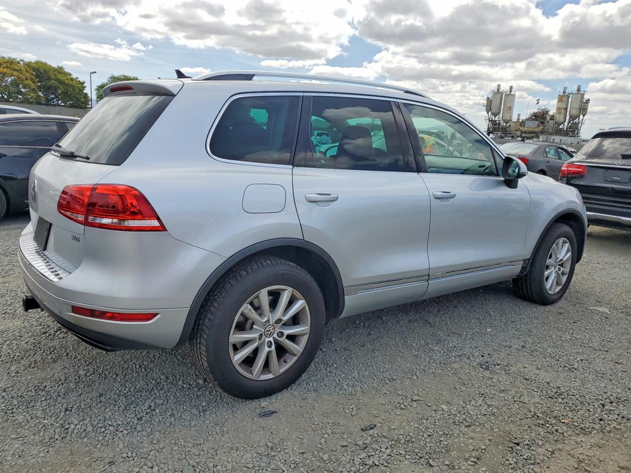 Volkswagen Touareg V6