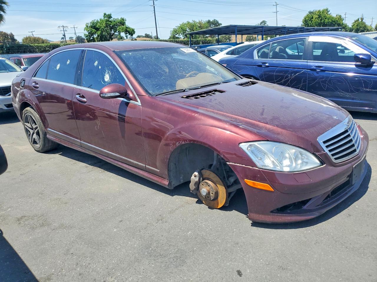 Mercedes-Benz S-Class 550