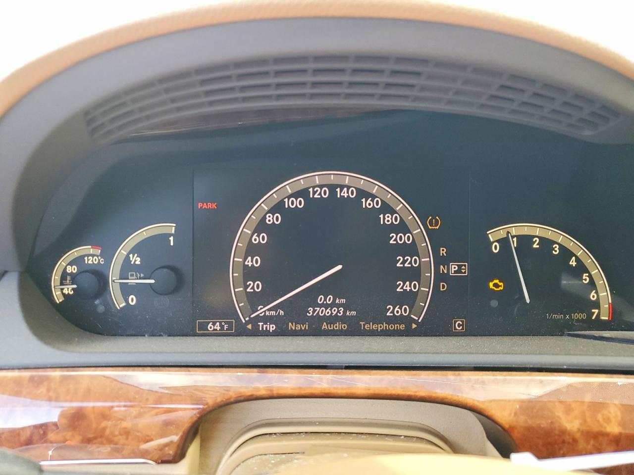 Mercedes-Benz S-Class 550