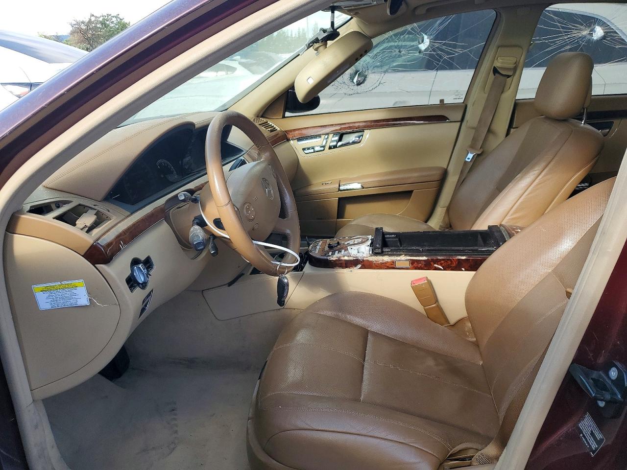 Mercedes-Benz S-Class 550