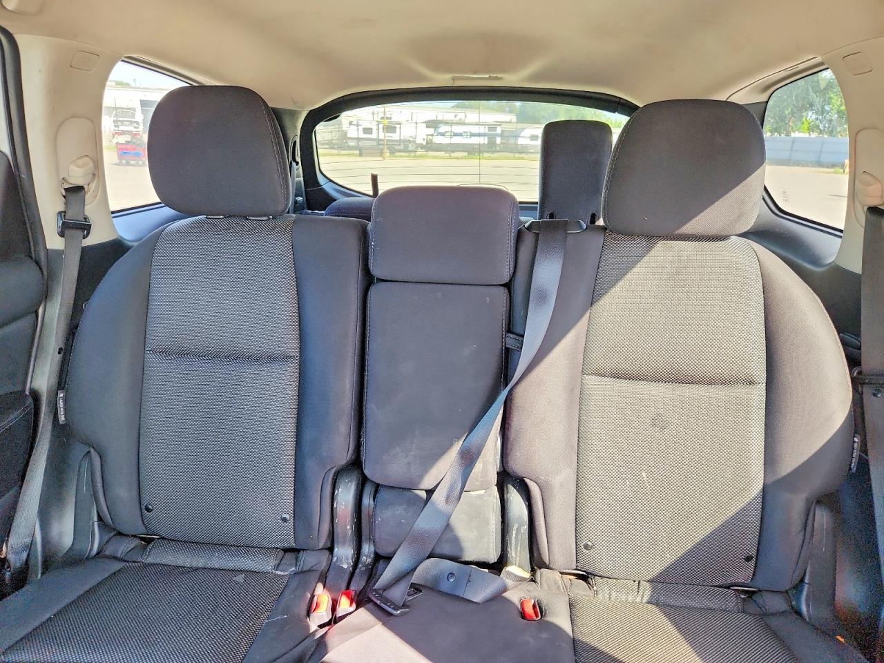 Nissan Pathfinder Sv