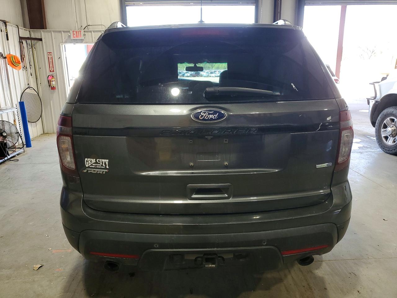 Ford Explorer Sport