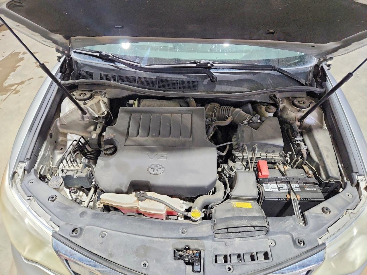 Toyota Camry Xle V6