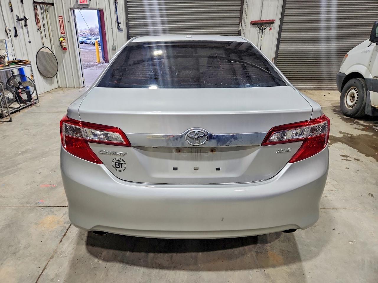 Toyota Camry Xle V6