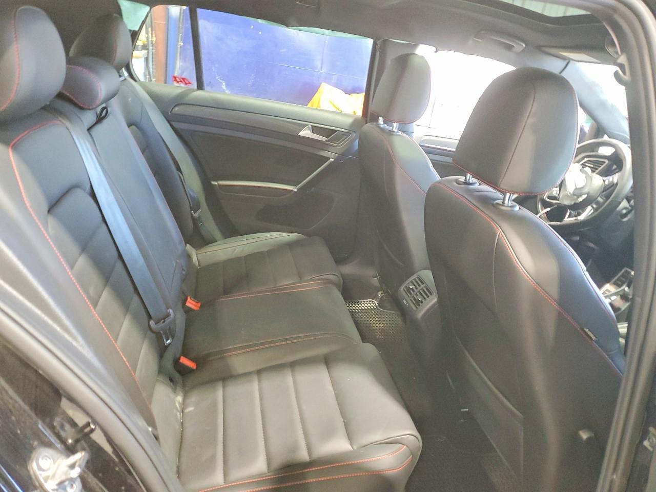 Volkswagen GTI S
