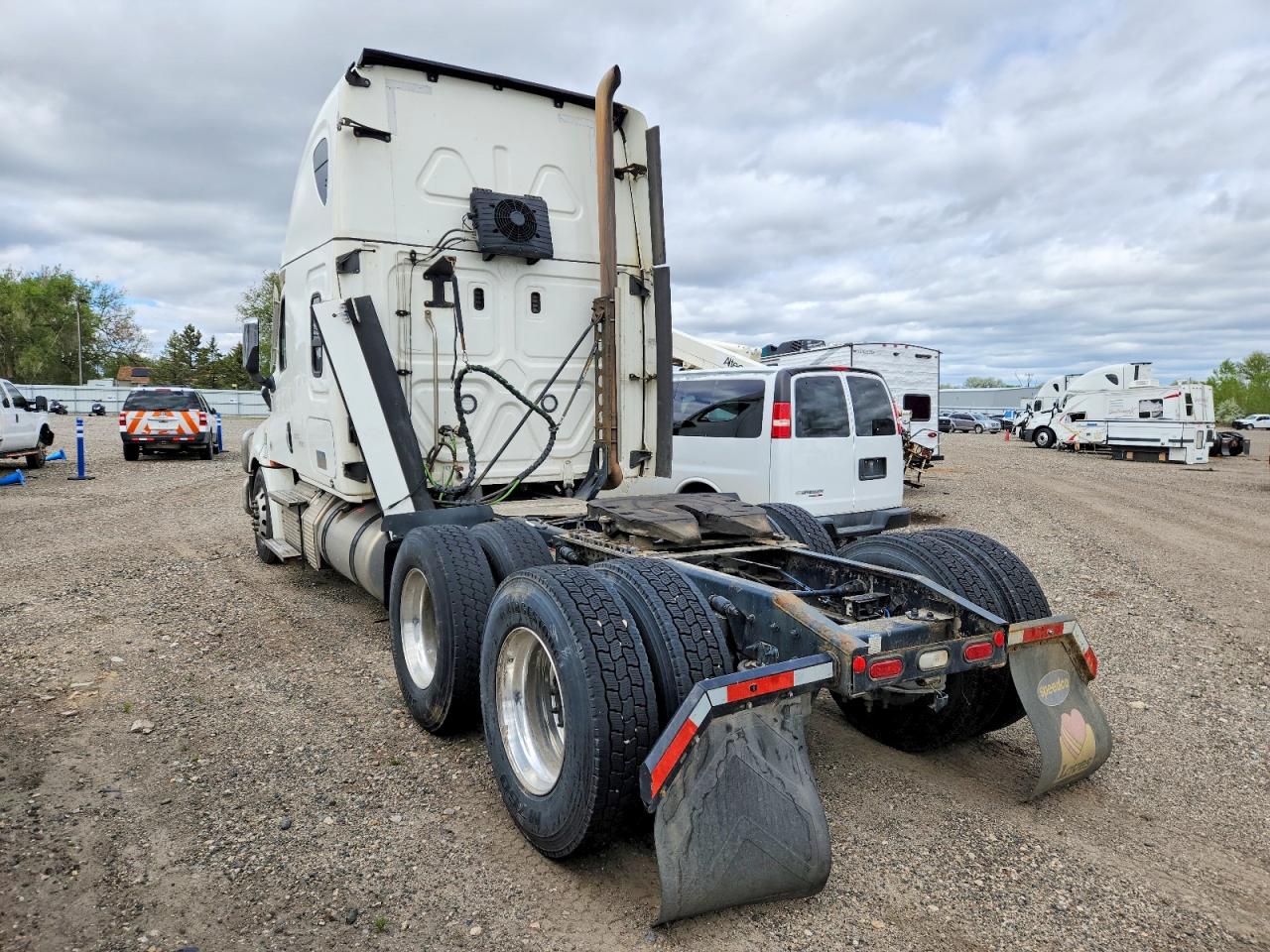 Freightliner Cascadia 126