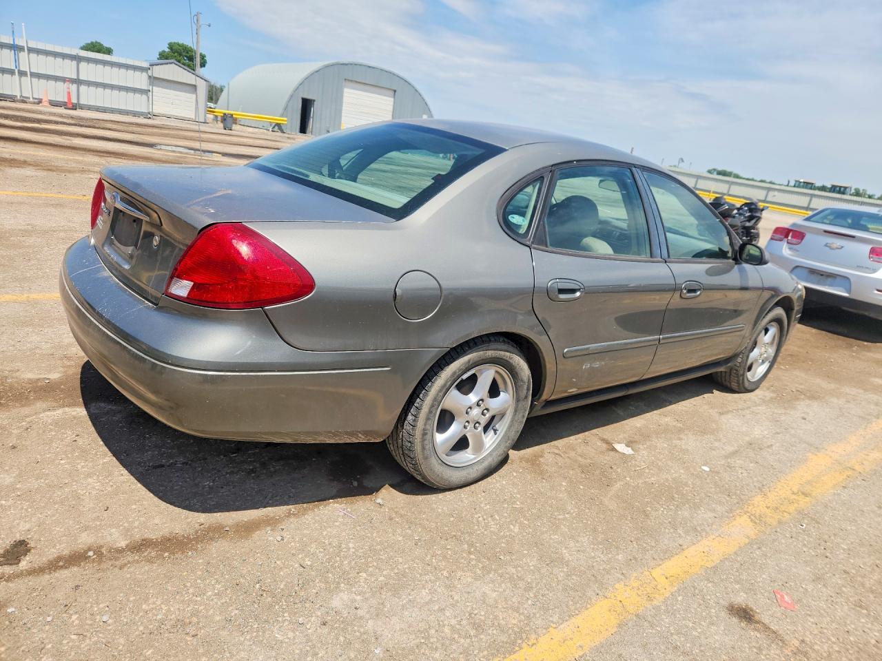 Ford Taurus Se