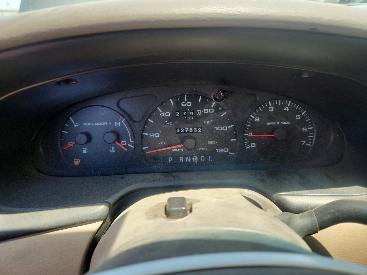 Ford Taurus Se