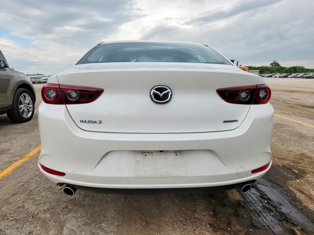 Mazda 3 Preferred