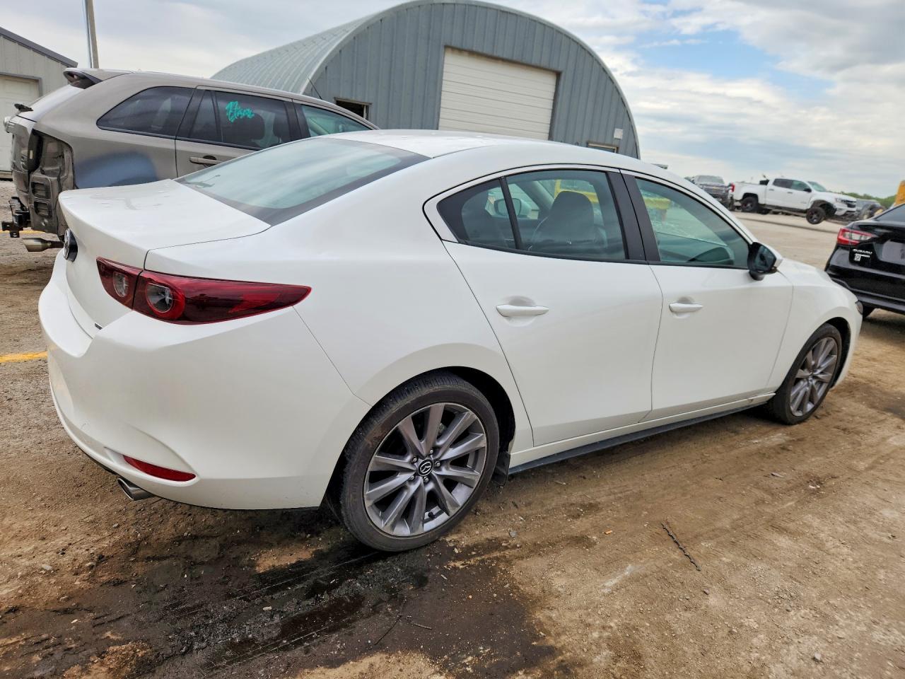 Mazda 3 Preferred