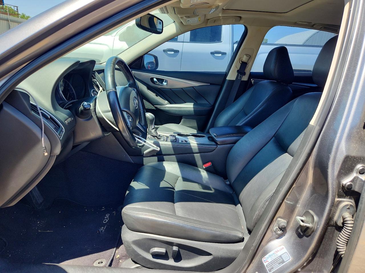 INFINITI Q50 3.0t P 3.0t Premium