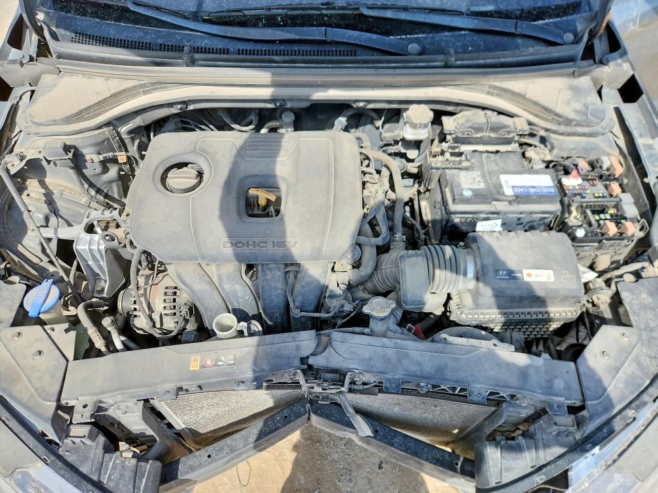 Hyundai ELANTRA Sel