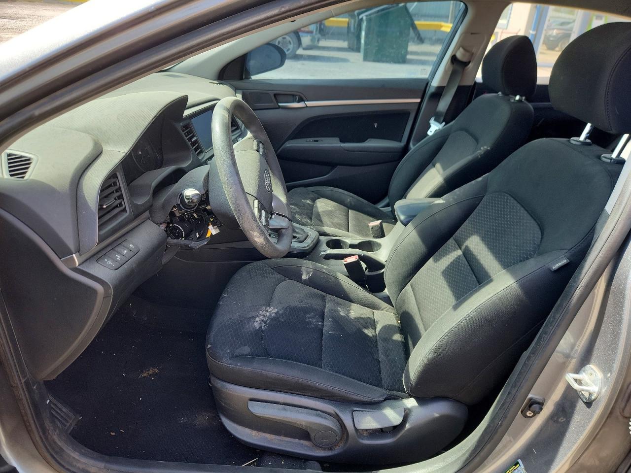 Hyundai ELANTRA Sel