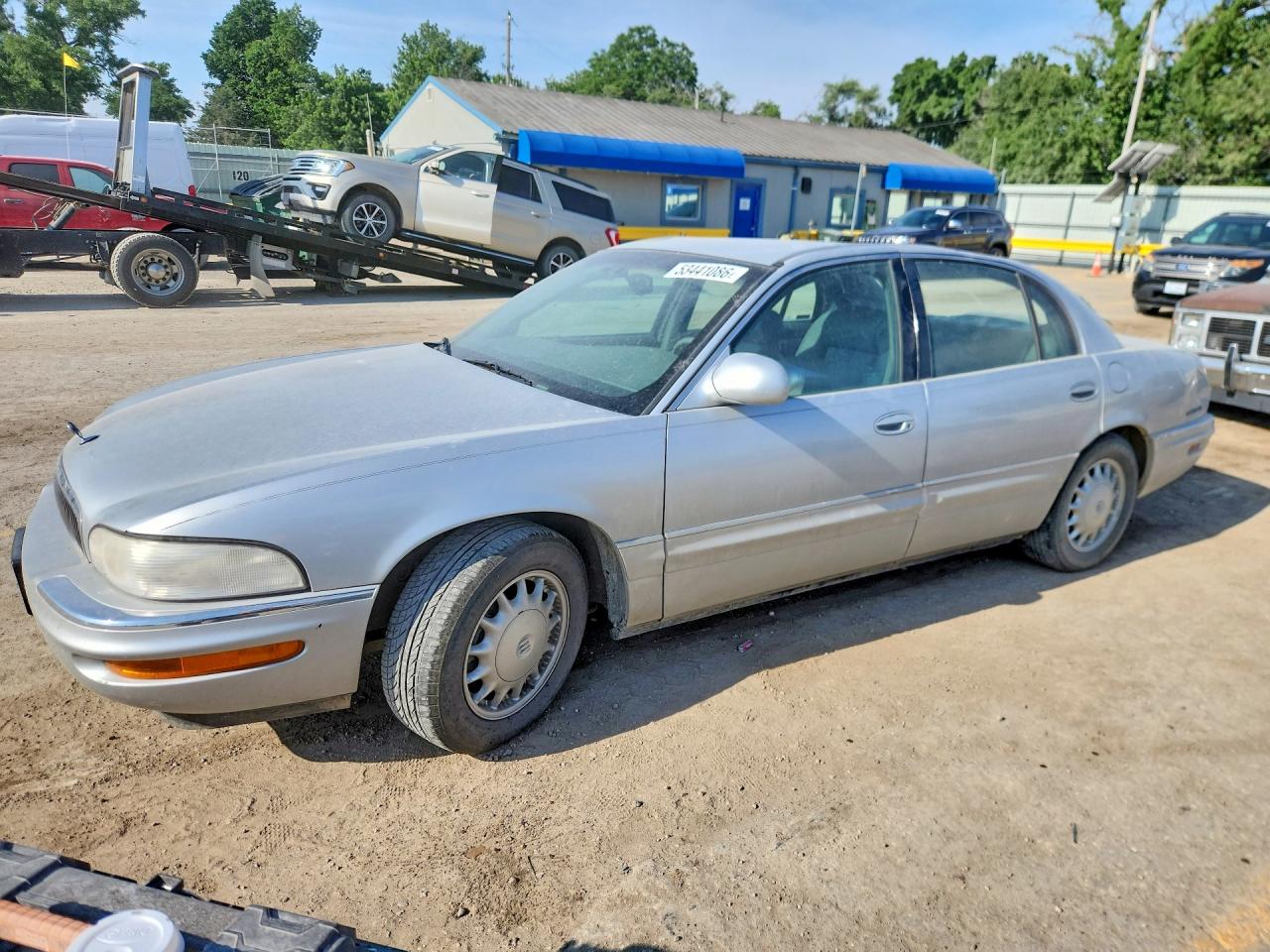 Salvage Buick Park Ave Image