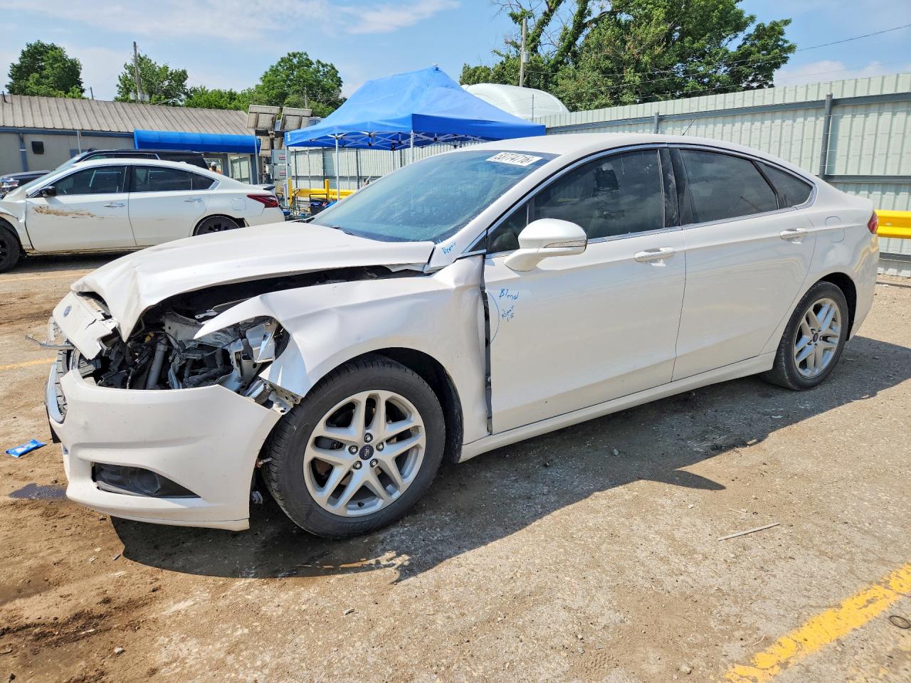 Salvage Ford Fusion Image