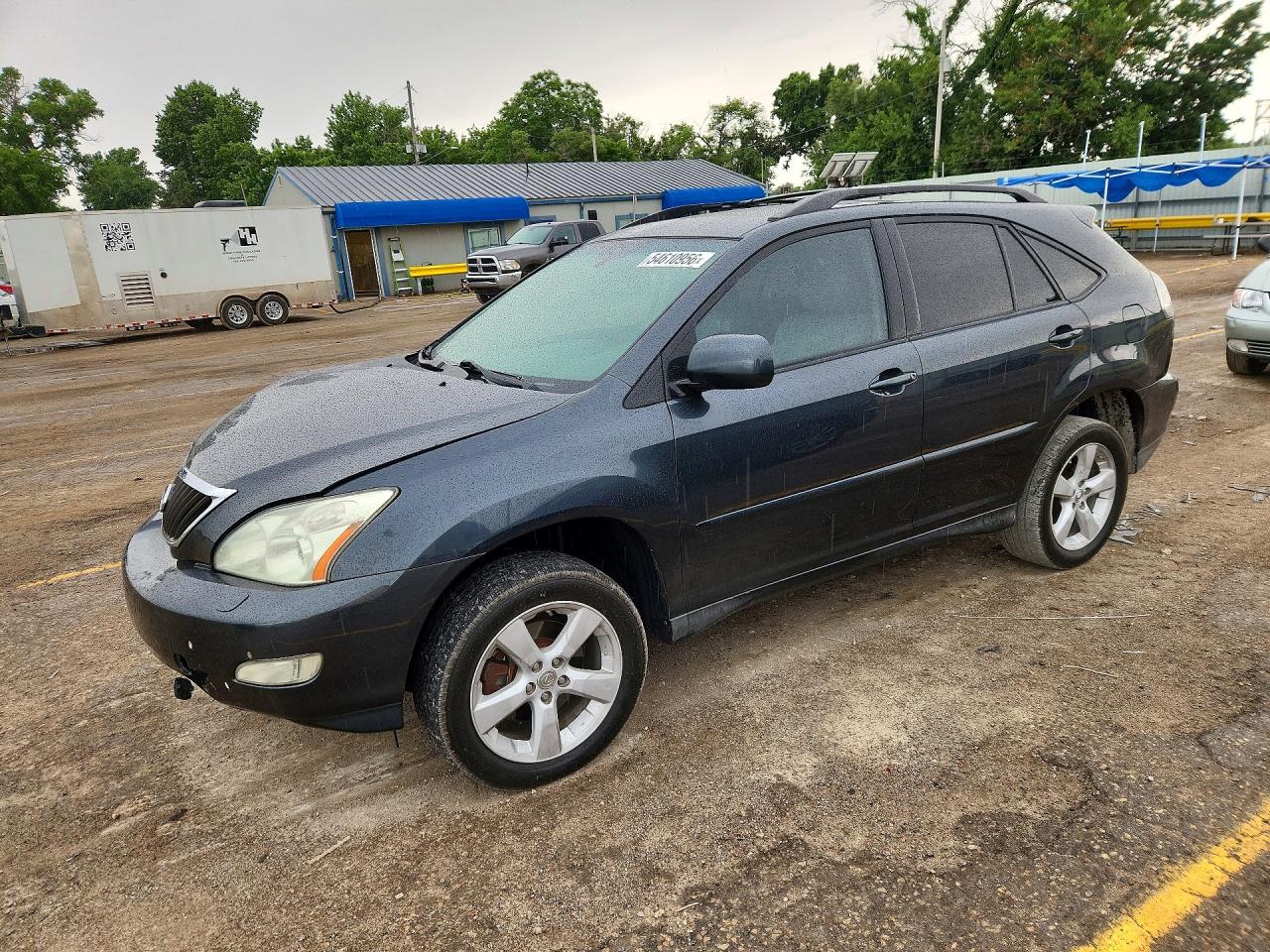 Salvage Lexus RX Image