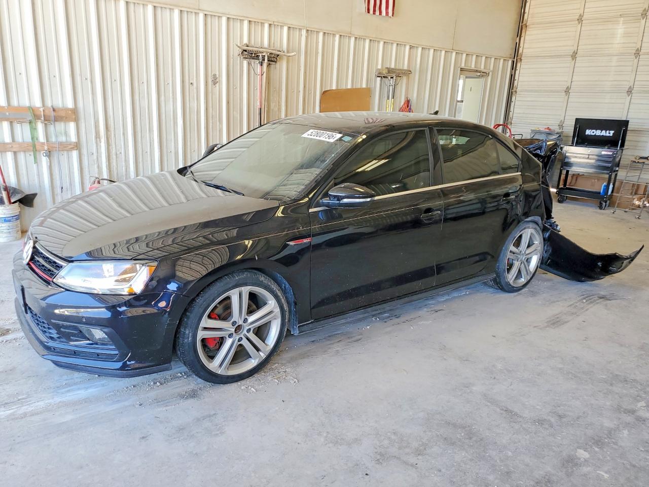 Salvage Volkswagen Jetta Image