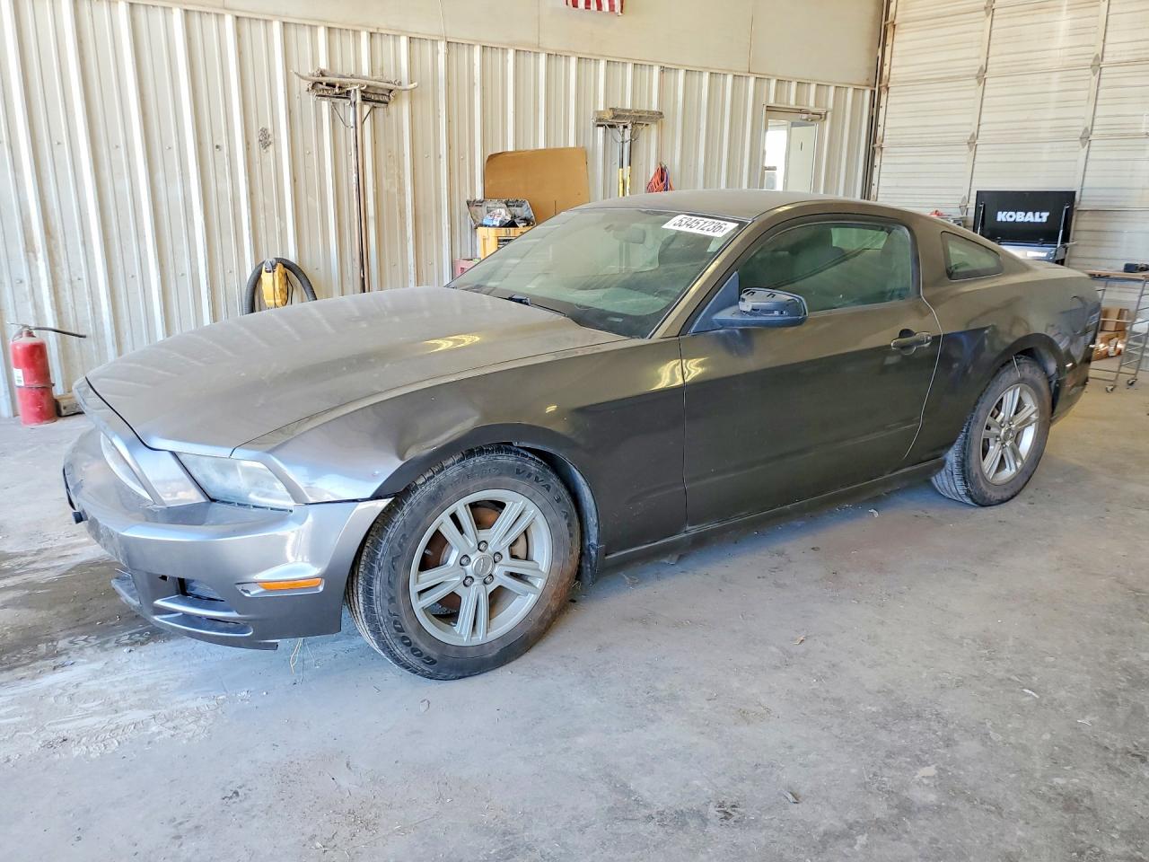 Salvage Ford Mustang Image