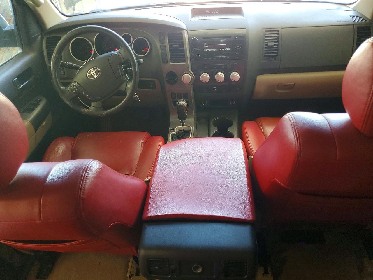 Toyota Tundra Crewmax Sr5