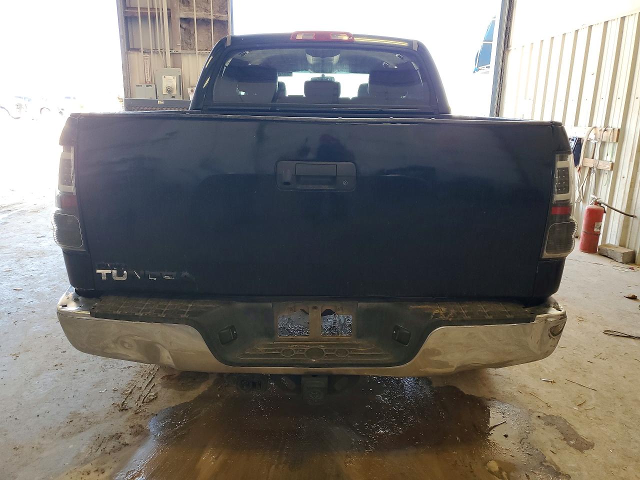 Toyota Tundra Crewmax Sr5
