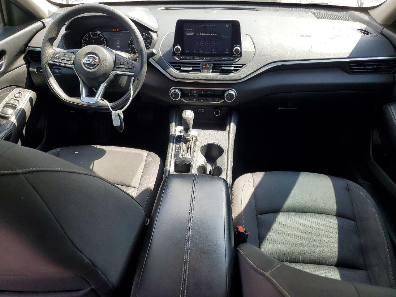 Nissan Altima S