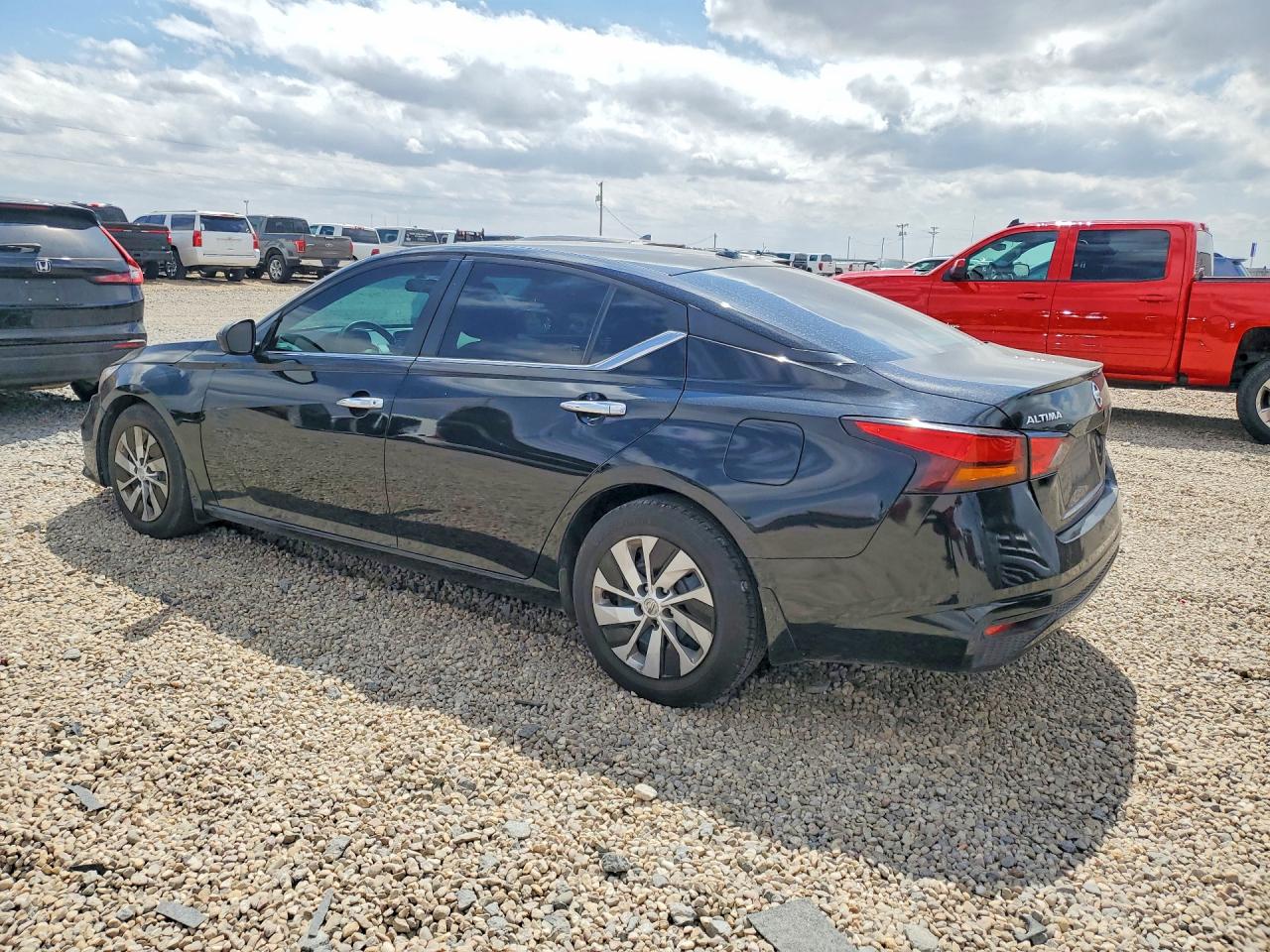 Nissan Altima S