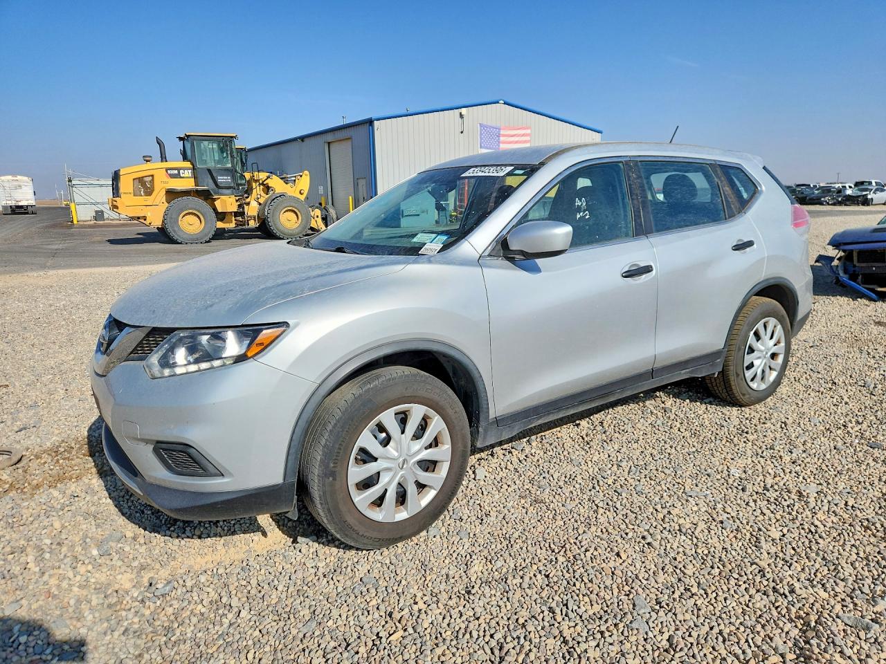 Salvage Nissan Rogue Image