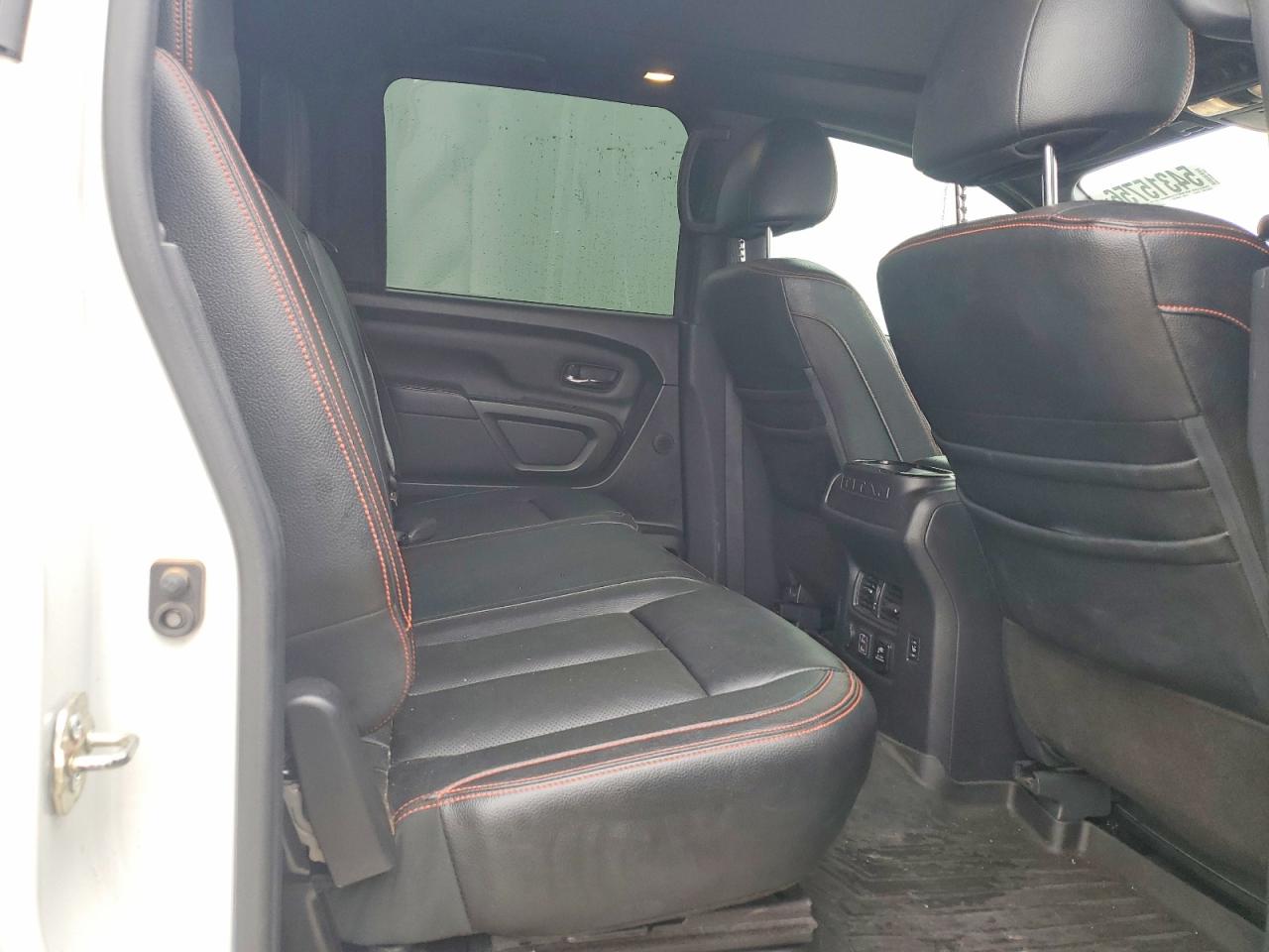 Nissan Titan Pro-4x