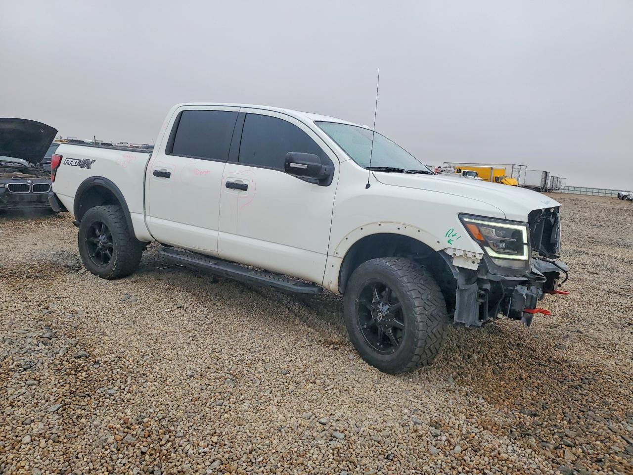 Nissan Titan Pro-4x