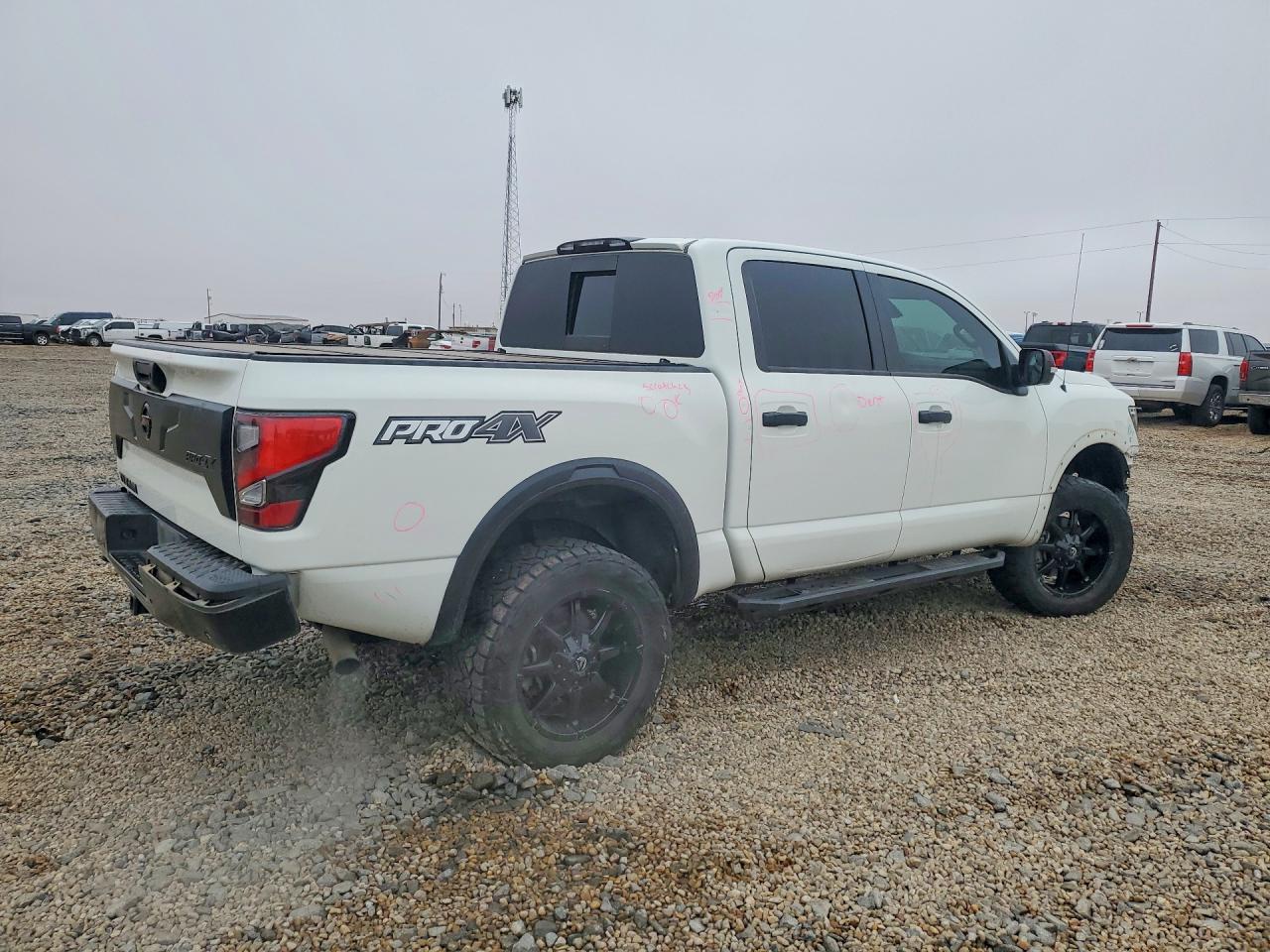 Nissan Titan Pro-4x