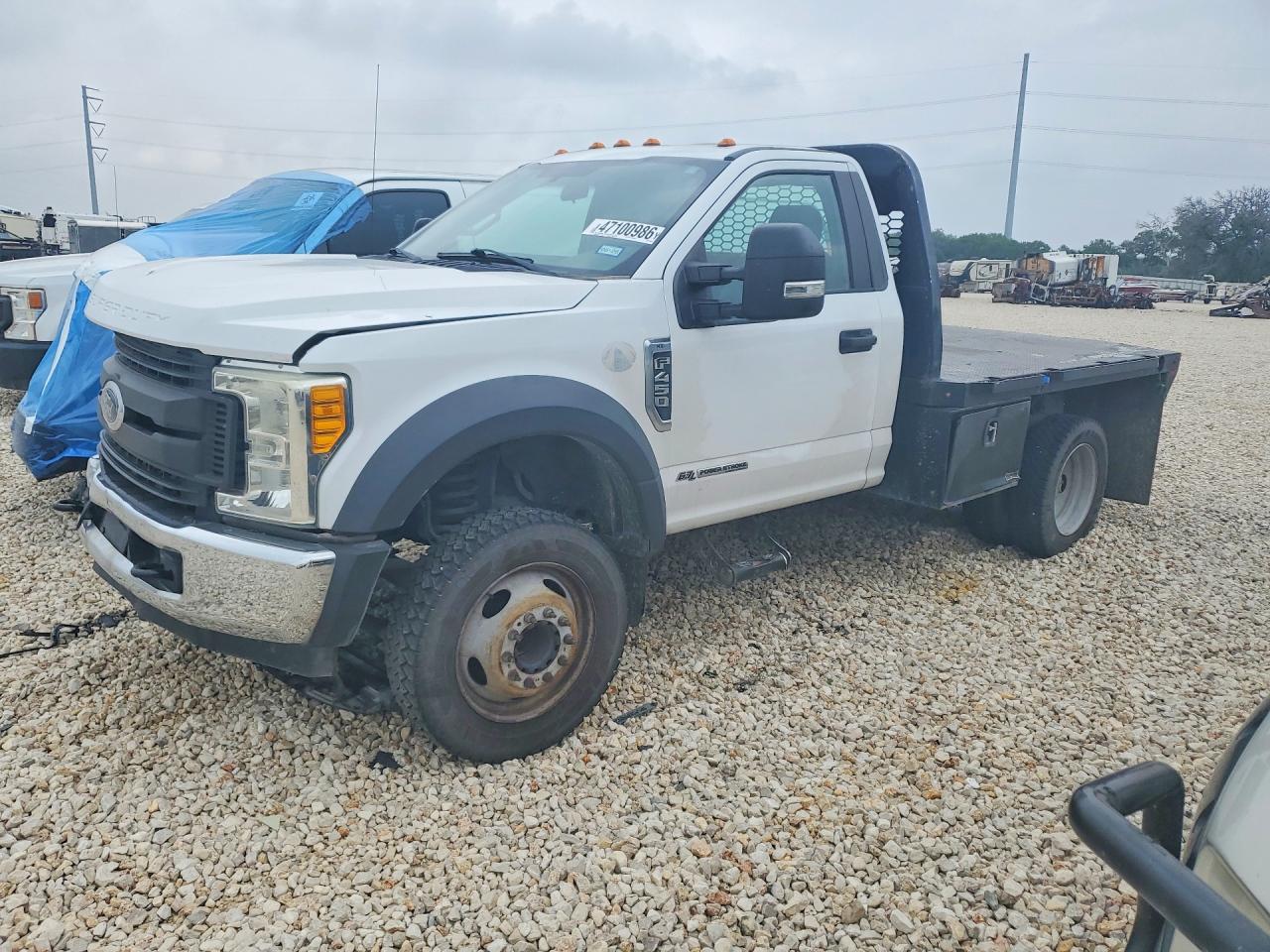 Salvage Ford F-450 Image