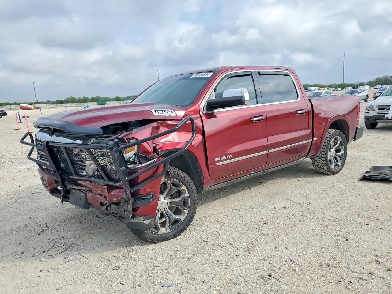 Salvage Ram 1500 Image