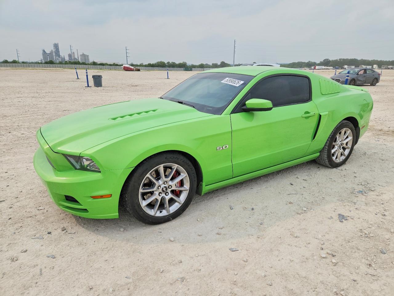 Salvage Ford Mustang Image