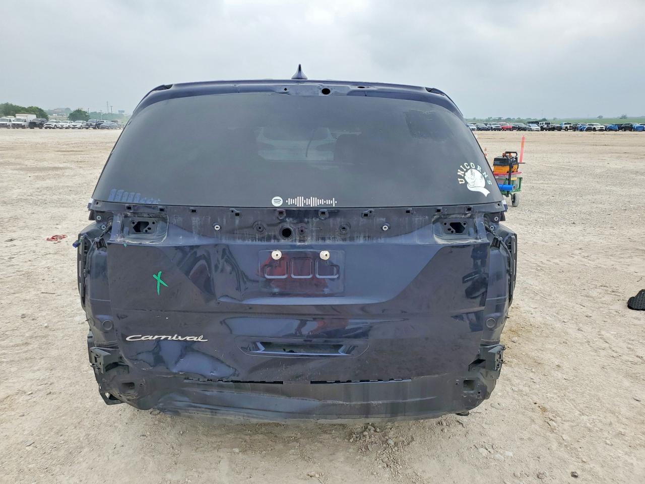 Kia Carnival Lx