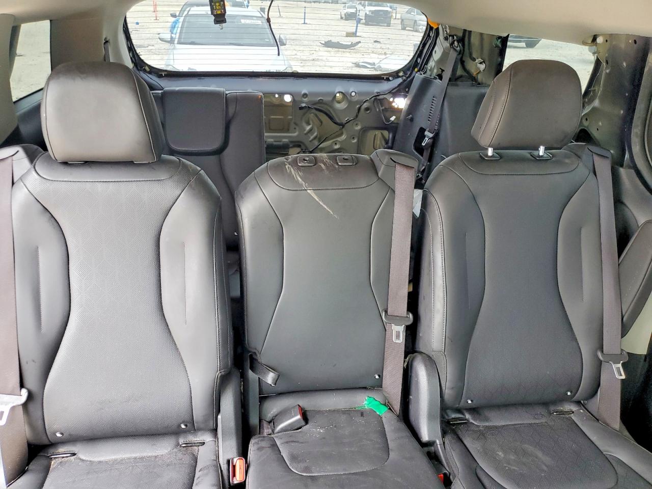 Kia Carnival Lx