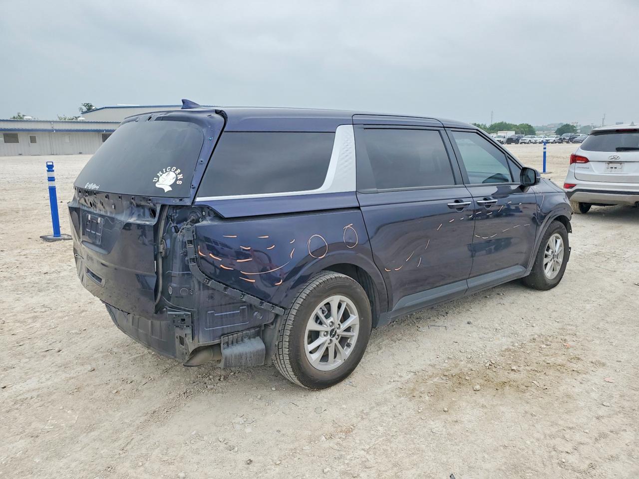 Kia Carnival Lx