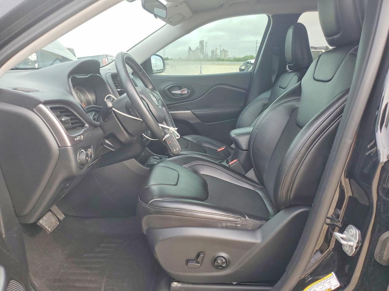 Jeep Grand Cherokee Latitude Plus