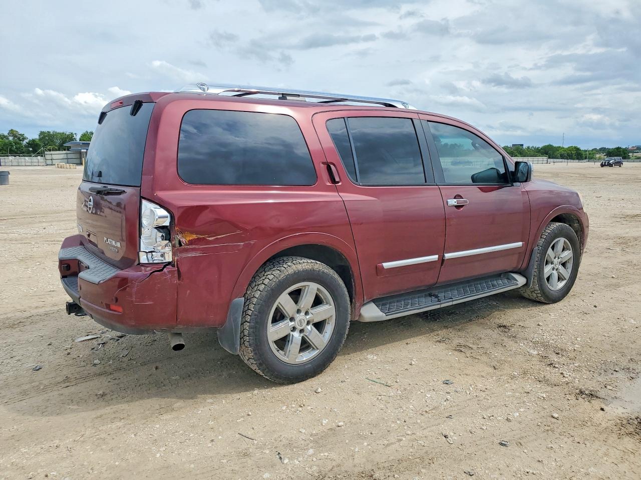 Nissan Armada Sv