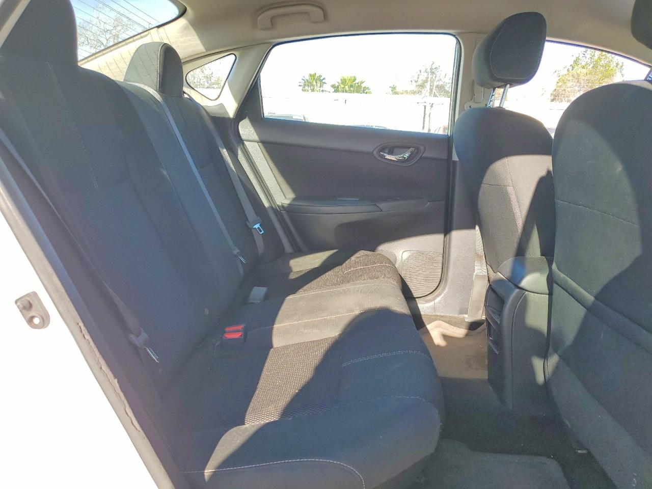 Nissan Sentra S