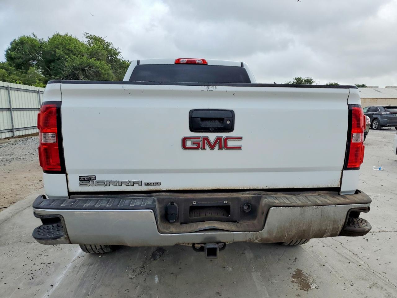 GMC Sierra