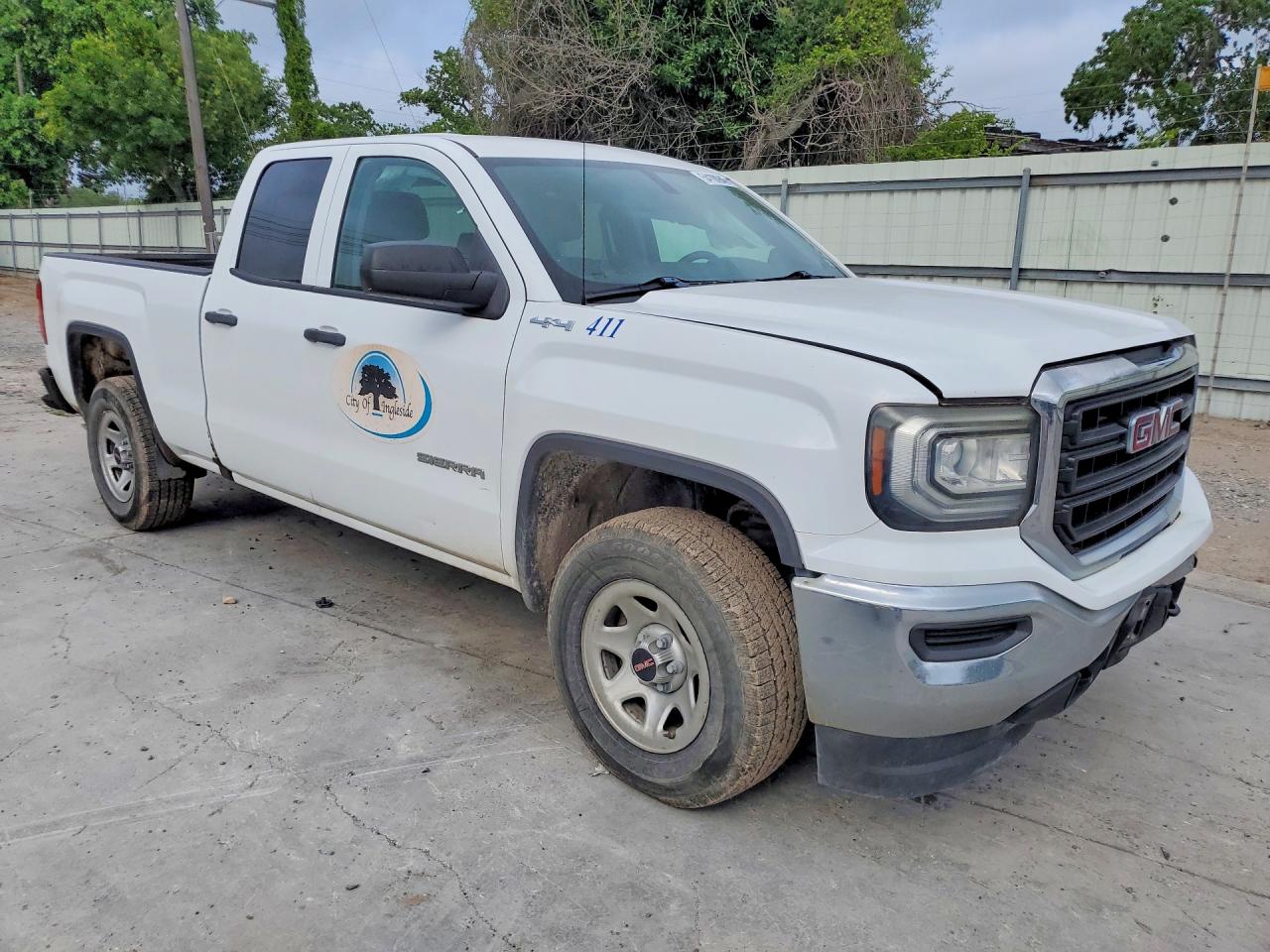GMC Sierra