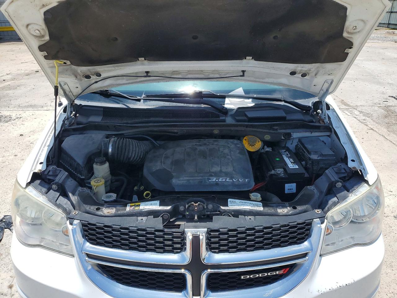 Dodge Caravan Sxt