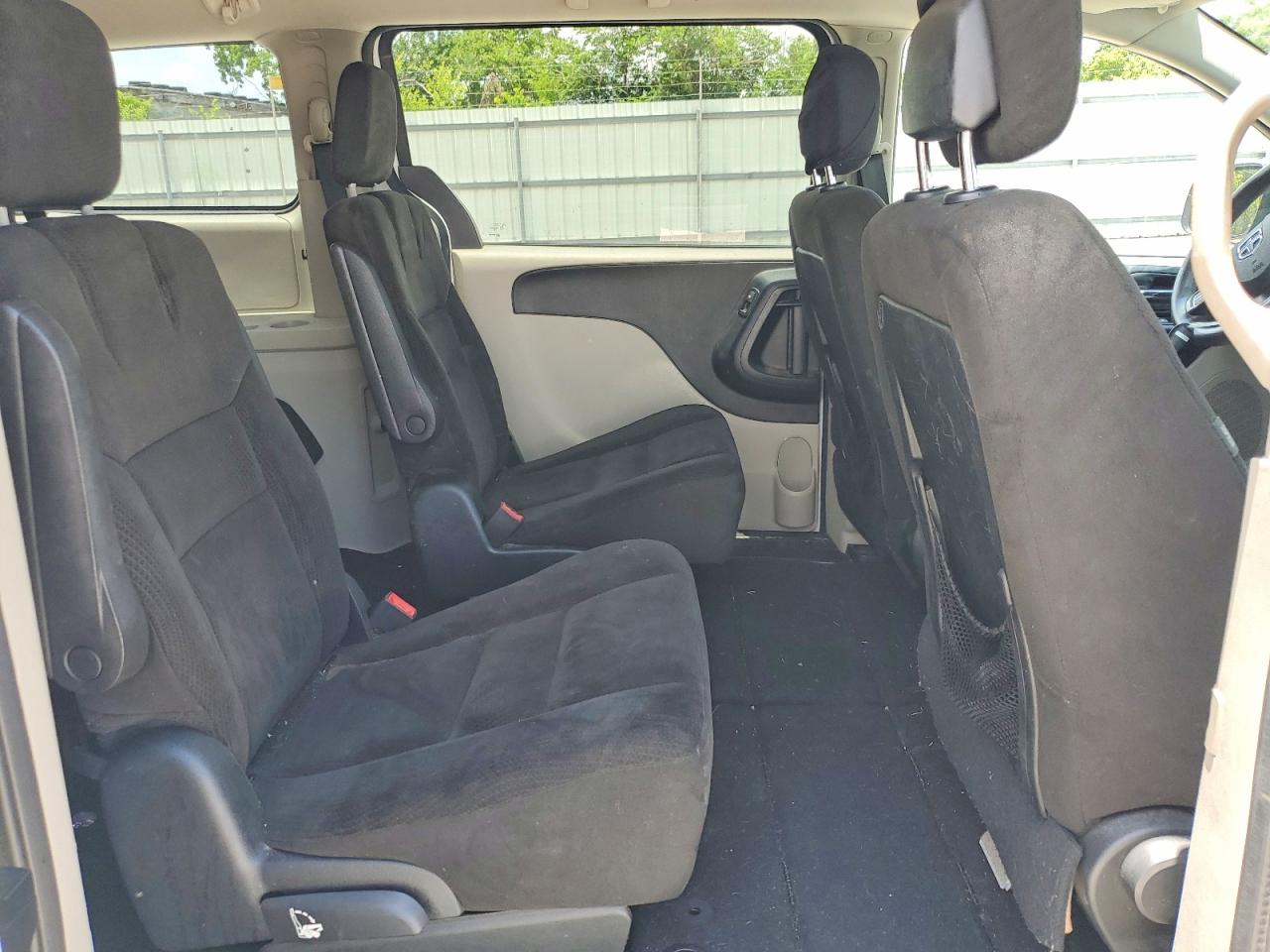 Dodge Caravan Sxt