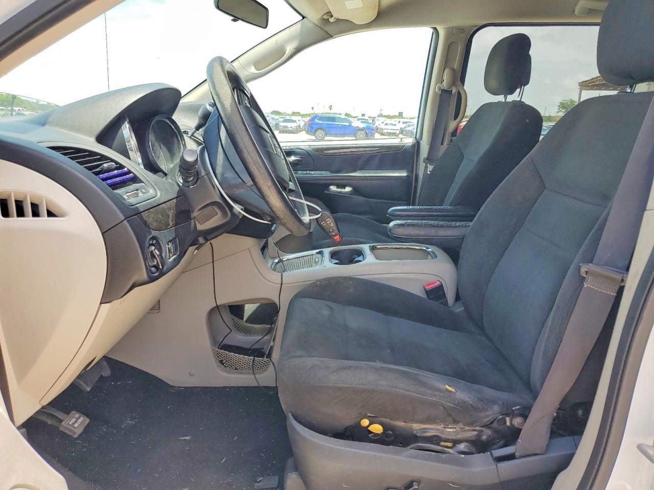 Dodge Caravan Sxt