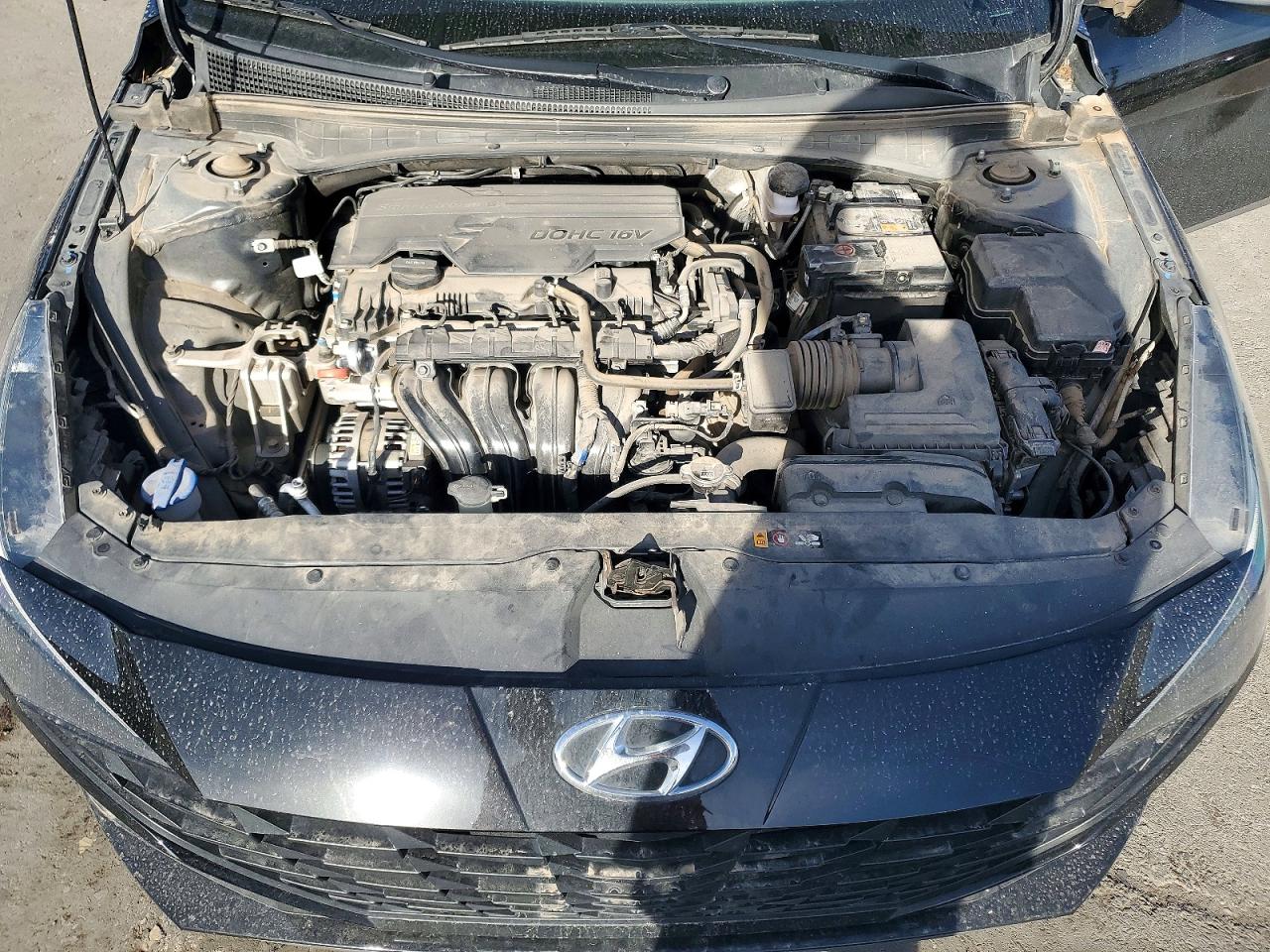 Hyundai ELANTRA Sel